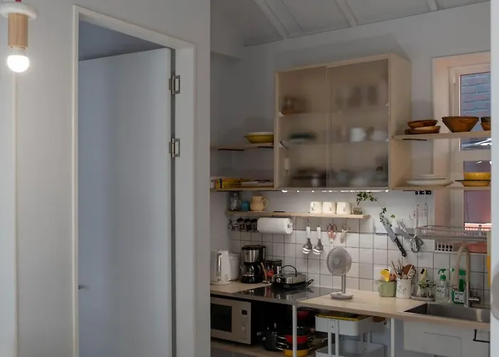 Cozy 2br Entire House Near Ddp With Private Yard Вилла