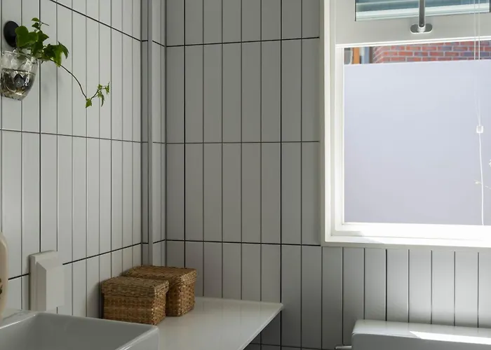 Вилла Cozy 2br Entire House Near Ddp With Private Yard